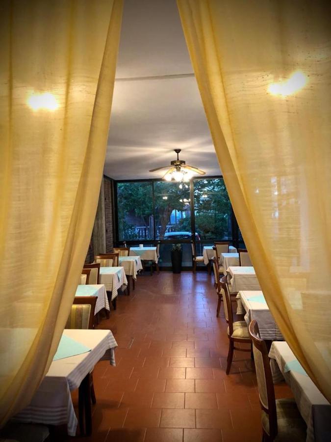 Hotel Villa Alexandra Bellaria-Igea Marina Exterior photo