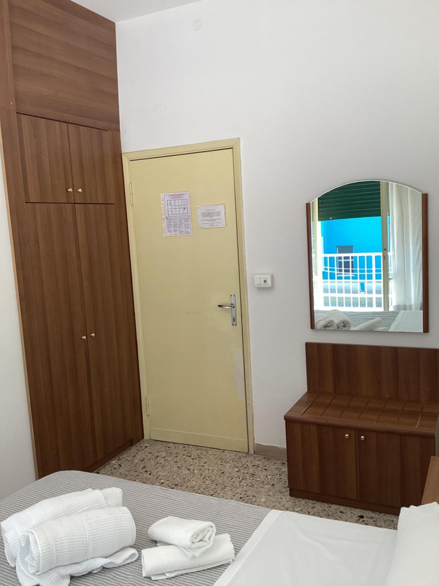 Hotel Villa Alexandra Bellaria-Igea Marina Exterior photo
