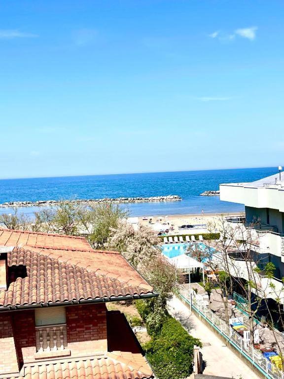 Hotel Villa Alexandra Bellaria-Igea Marina Exterior photo